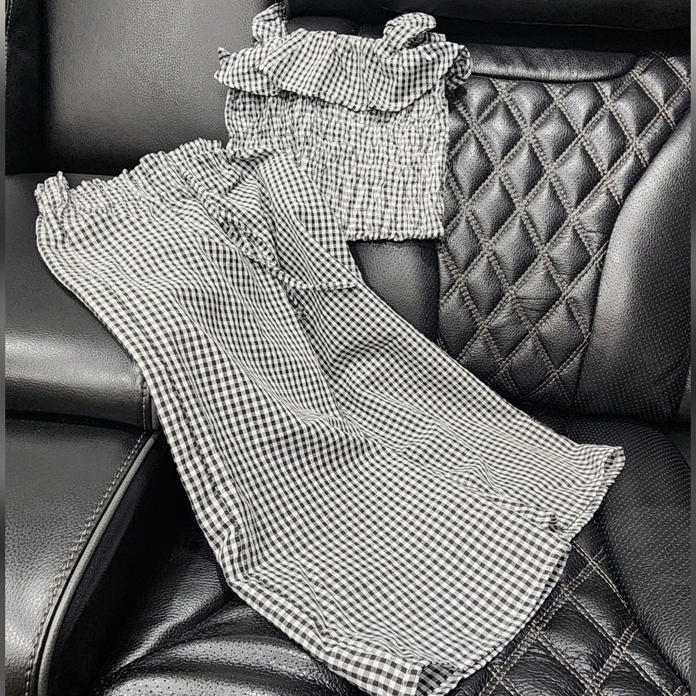 Black and White Top and Pants Set.